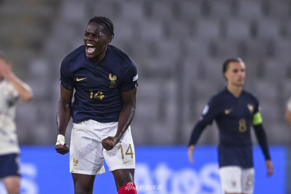 而另一方面 而另一方面