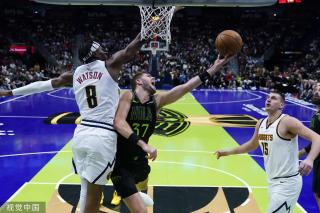 汤普森在长 汤普森在长